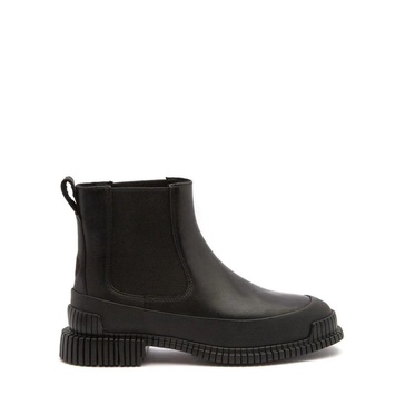 Sleek Black Leather Chelsea Boots