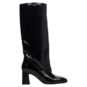 Oversized Boots