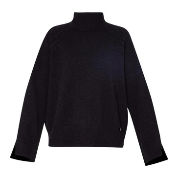 Wool Sweater in Classic Style