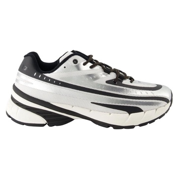 Dynamic Airspeed Sneakers