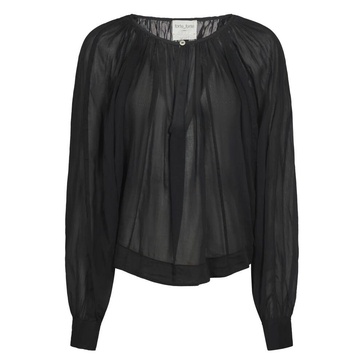 Black Shirt Elegant Style
