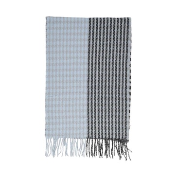 Geometric Pattern Fashion Scarf