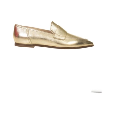 Rei Loafer with Pronounced Toe