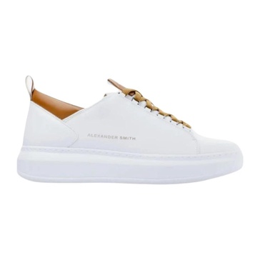 Sneakers in White/Brown