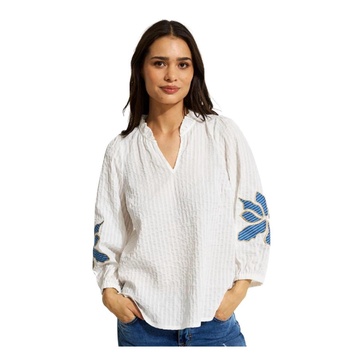Feminine Bonni Blouse with V-Neck