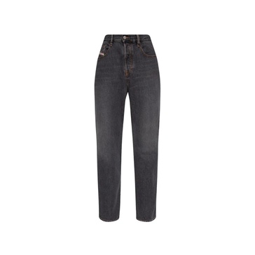 Straight Jeans
