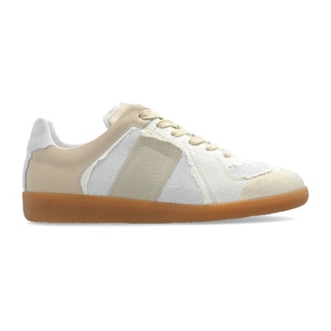 Sneakers with vintage effect