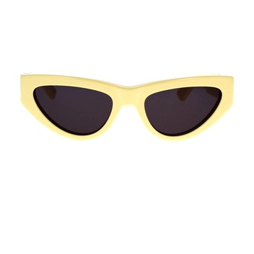 Delicate Cat-Eye Sunglasses