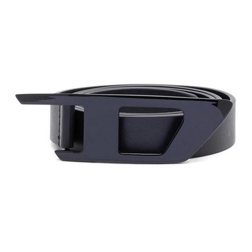 Slim leather belt with D buckle
