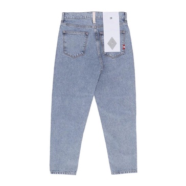 Straight Jeans