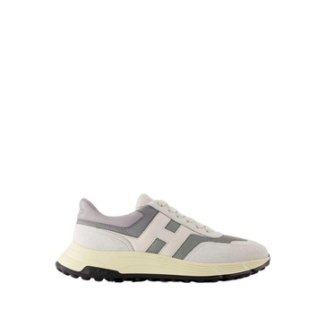 Hyperlight Leather Sneakers
