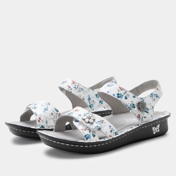 women's vienna slingback sandal in keep calm