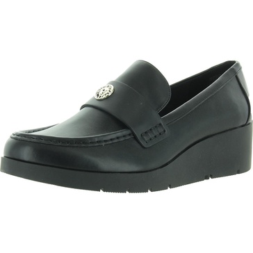 qfelia womens logo faux leather loafer heels