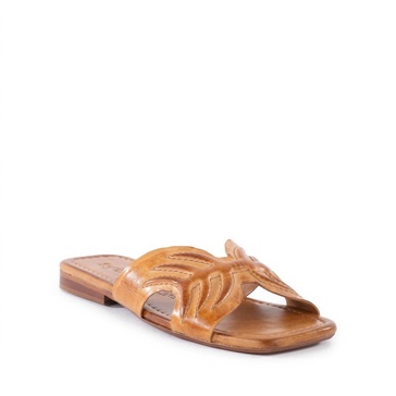 madhu sandal in tan