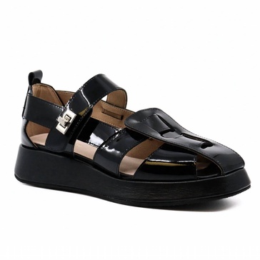 women's patty lock sandal in black