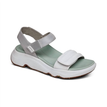 women's whit strappy sport sandal in mint