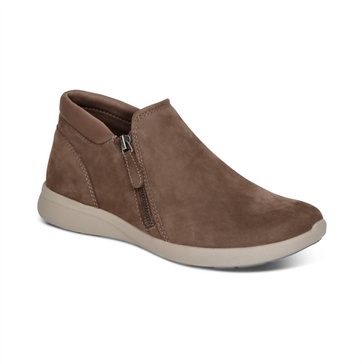 women's addie arch support boot in brown
