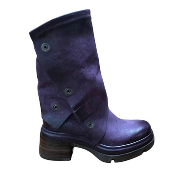 women's elmer boots in grape