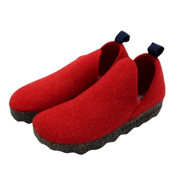 unisex city slip-on shoe in red