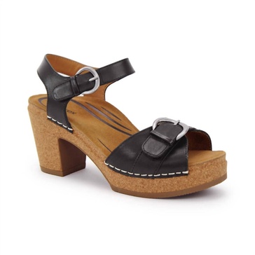 tory sandal in black