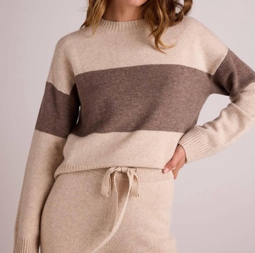 slouchy crew neck sweater in oat & fawn
