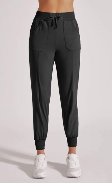 mastermind jogger in black