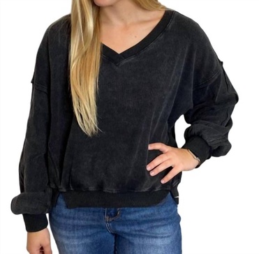 oversized off shoulder v-neck long sleeve top in black