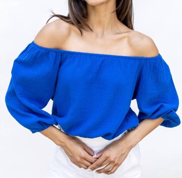 shirred 3/4 sleeve gauze top in cerulean
