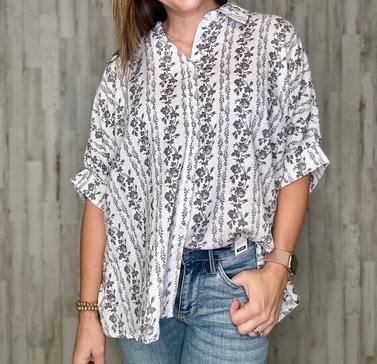 cancreek dolman sleeve top in ivory multi