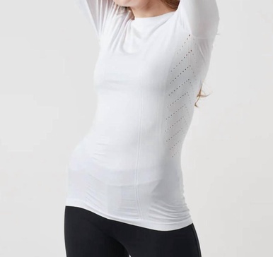 magnetic top in white
