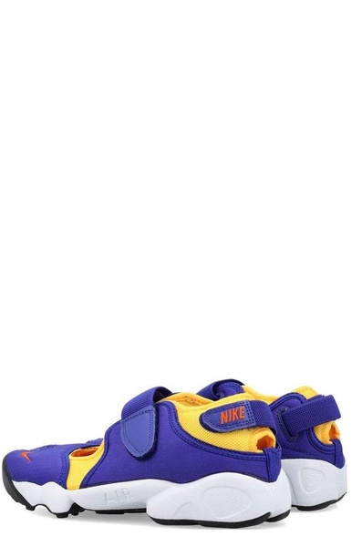 Sneakers woman Nike