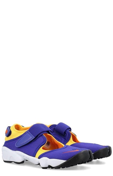 Sneakers woman Nike