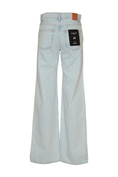 Straight Jeans