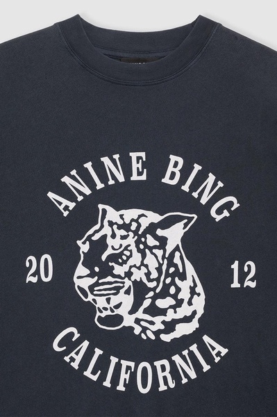 Avi Tee Collegiate Leopard - Washed Charcoal