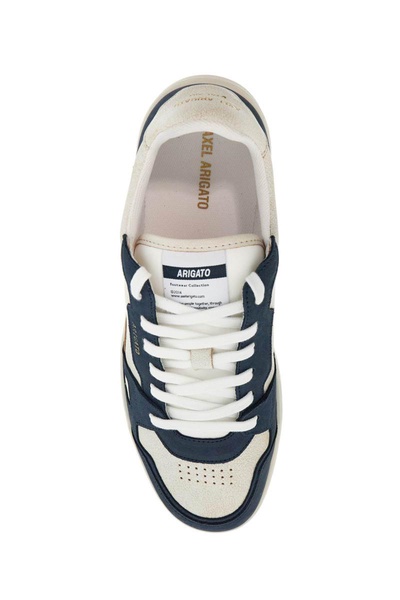 sneakers say it
