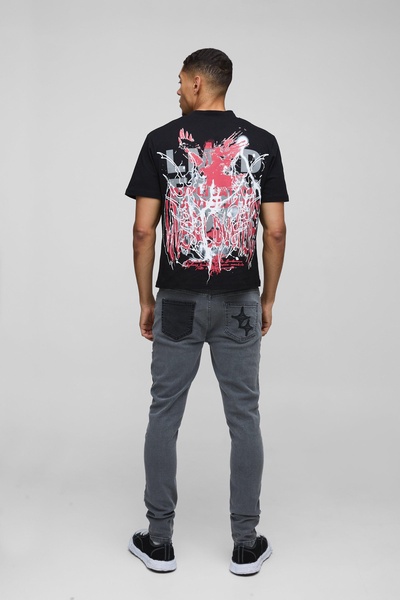Boxy Large Scale Gothic Print T-shirt