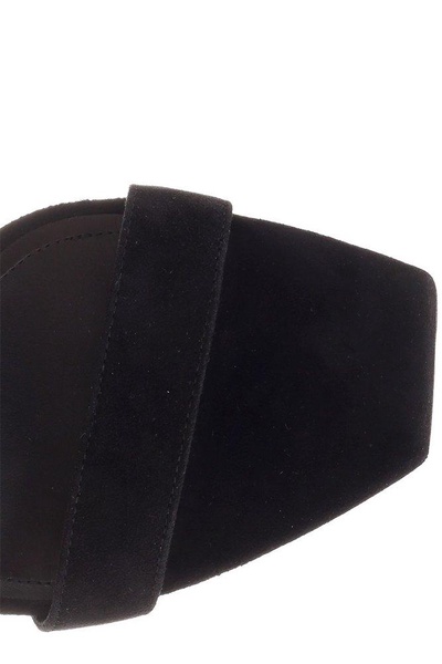 ‘Uma’ heeled sandals