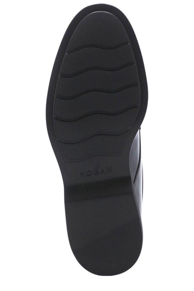 Contrast-sole Lace Up Shoes