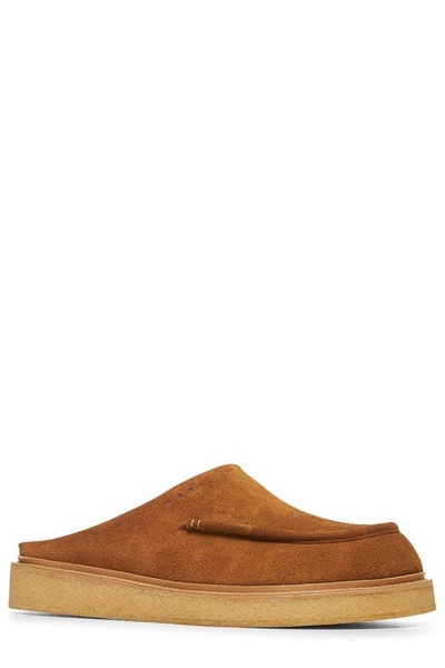 Camel suede slippers