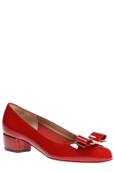 Ferragamo Women Vara Patent Leather Pump