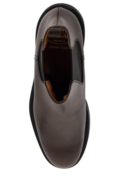 Round Toe Chelsea Boots