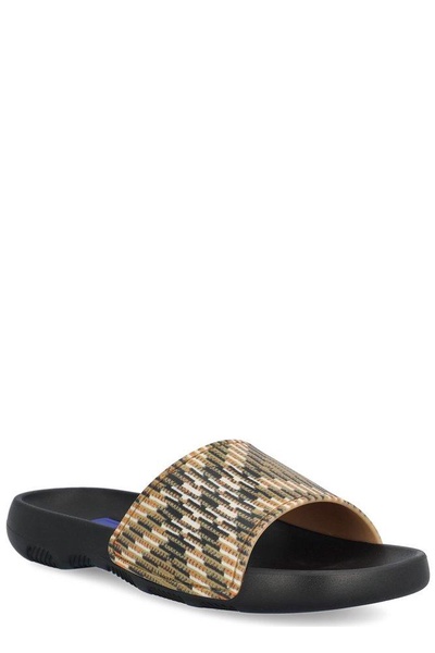 Check Pattern Slip-on Slides