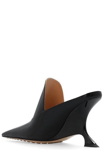 Bottega Veneta Women Black Leather Rocket Mules