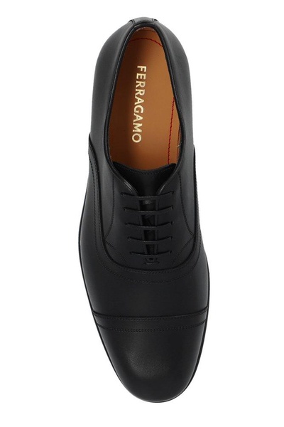 Toe Cap Oxford Shoes