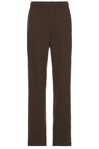 Accolade Straight Leg Sweatpant