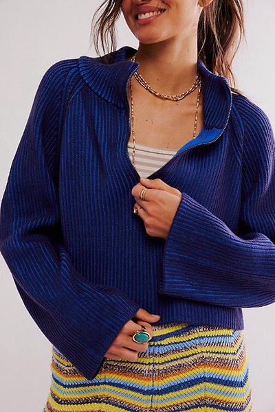 Greta Half Zip