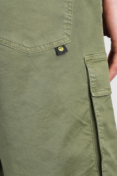 Shorts In Green Cotton