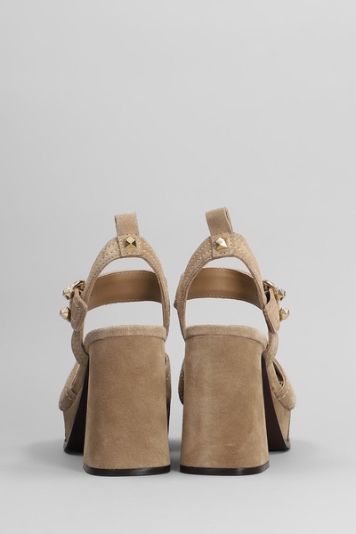 Melany Sandals In Beige Suede