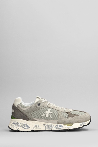 Sneaker 'mase'