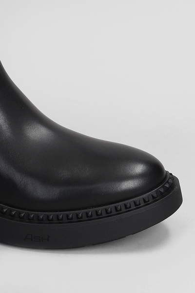 Mandeville Low Heels Boots In Black Leather